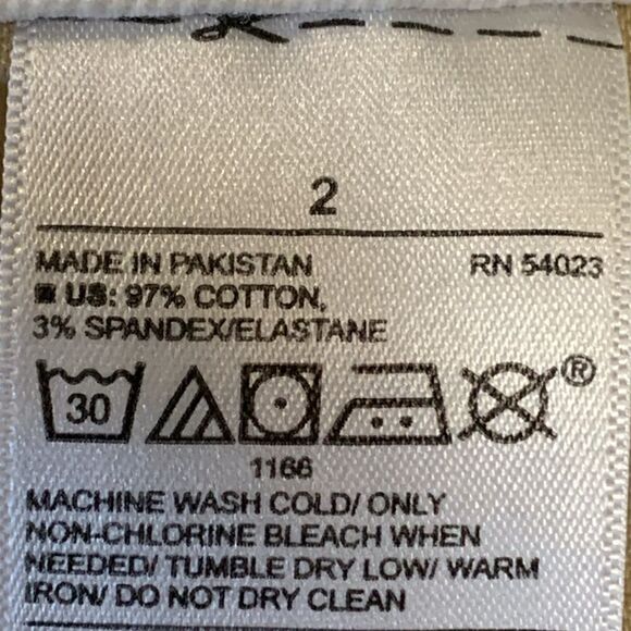 OLD NAVY, shorts, great condition, size 2 - Picture 6 of 11